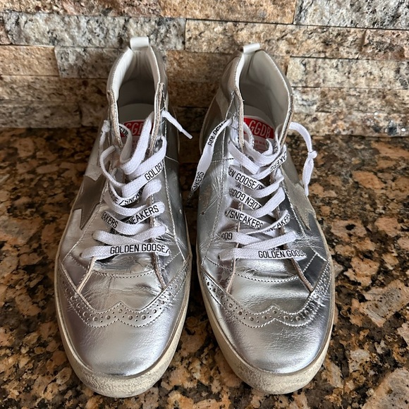Golden Goose Deluxe Brand Star Patch Sneakers - Picture 4 of 13